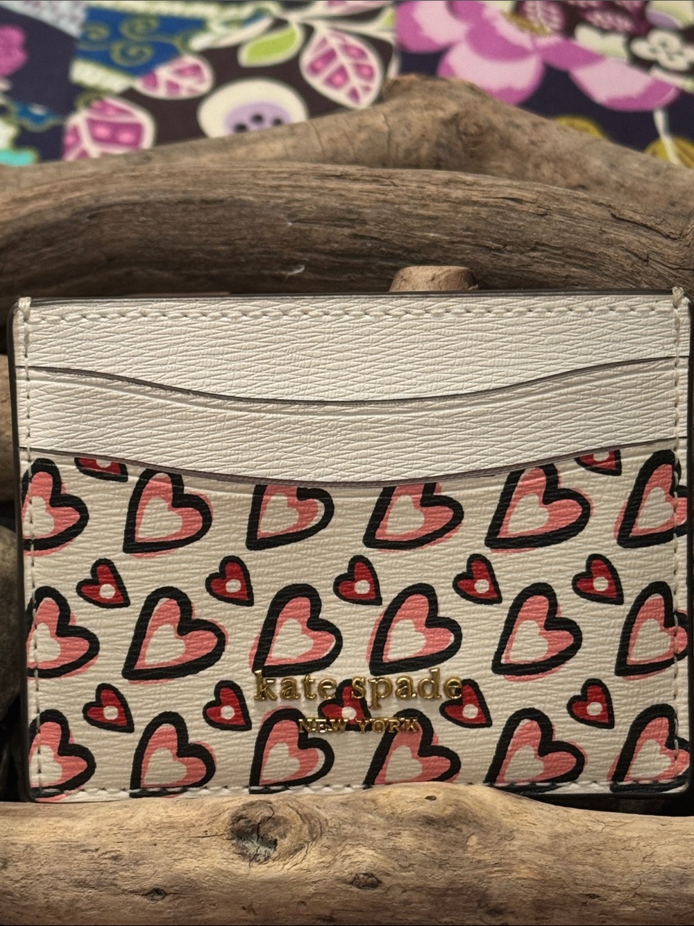 kate spade White Cardholder with Pink and Red Heart Print